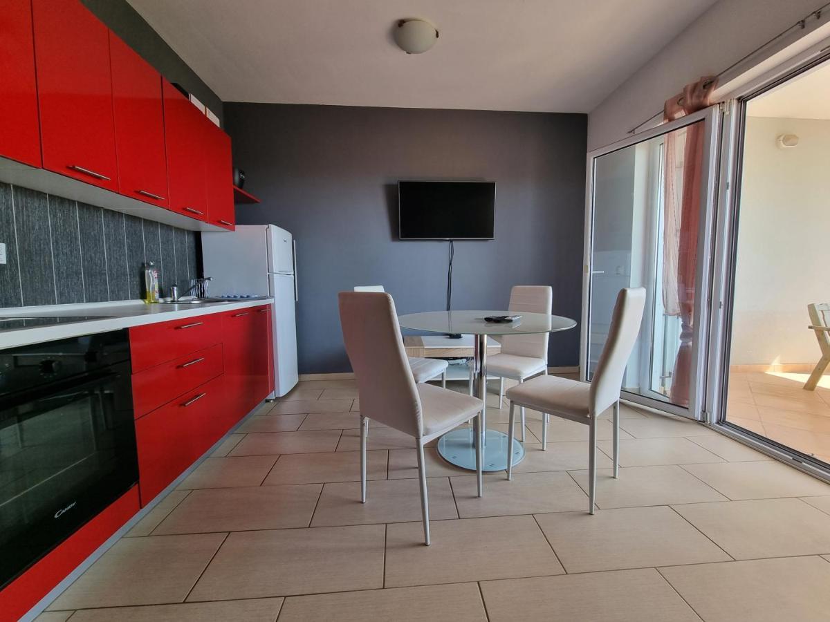 Apartment Wallot Novalja Exteriér fotografie
