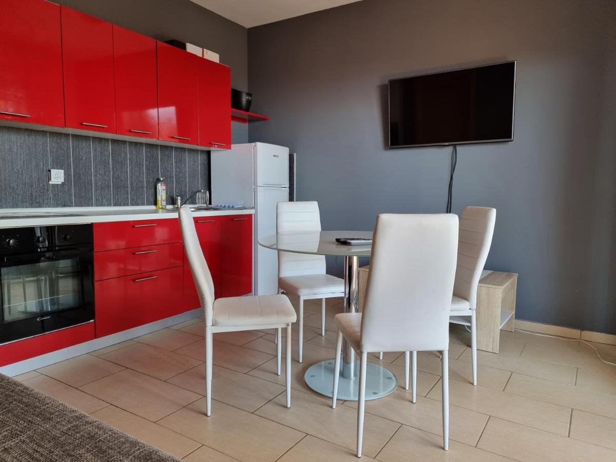 Apartment Wallot Novalja Exteriér fotografie
